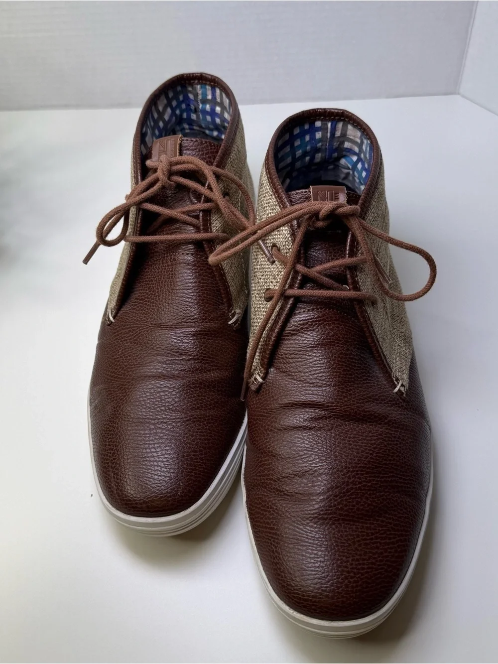 Ben Sherman Canvas and Pebble Vance Chukkas in Brown Men’s Size 12